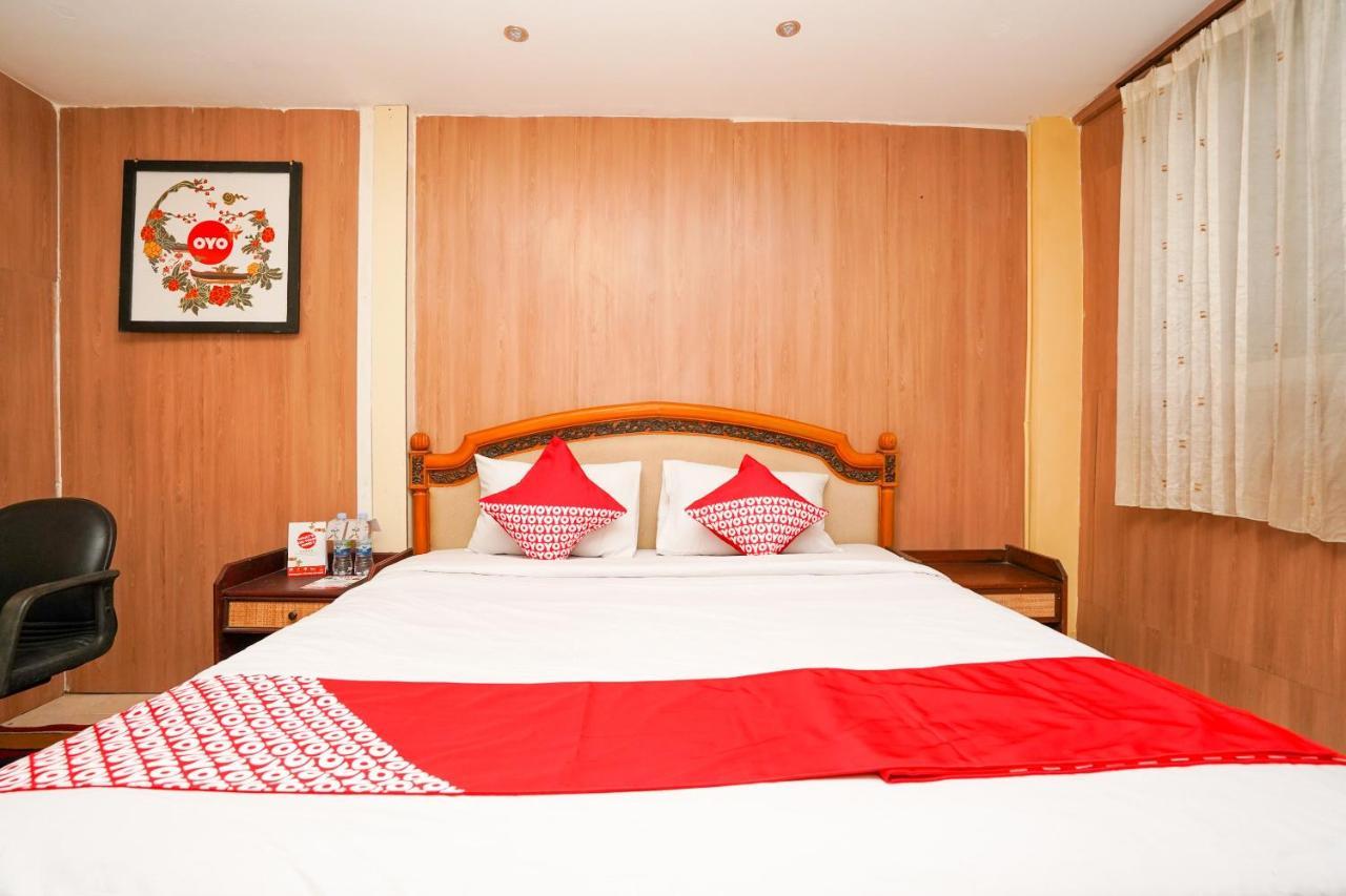 Super Oyo 710 Naomi Heritage Sorabaya Extérieur photo
